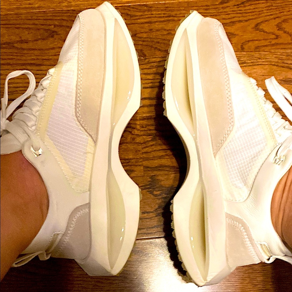 MNG- NWT Cream and White Sneakers with Breathable Mesh with a FREE gift 🎁 - Picture 15 of 15